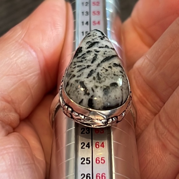 #341 Zebra π¦ Jasper Handcrafted Ring π Size 9.25-9.5 NWOT - Picture 10 of 12